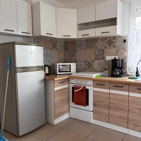 Très Joli T2 à 5 Min De La Appartement